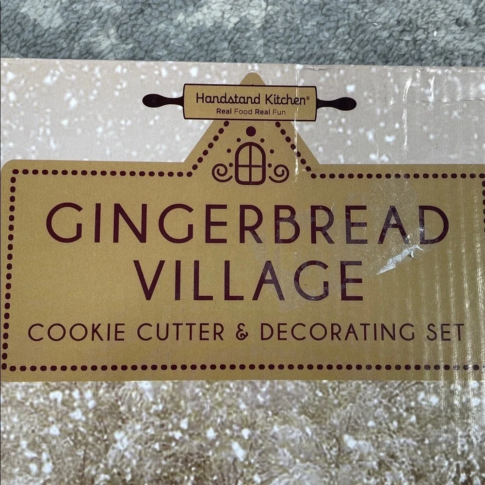 New Handstand Kitchen Gingerbread Village Cookie Cutter Decorating Set